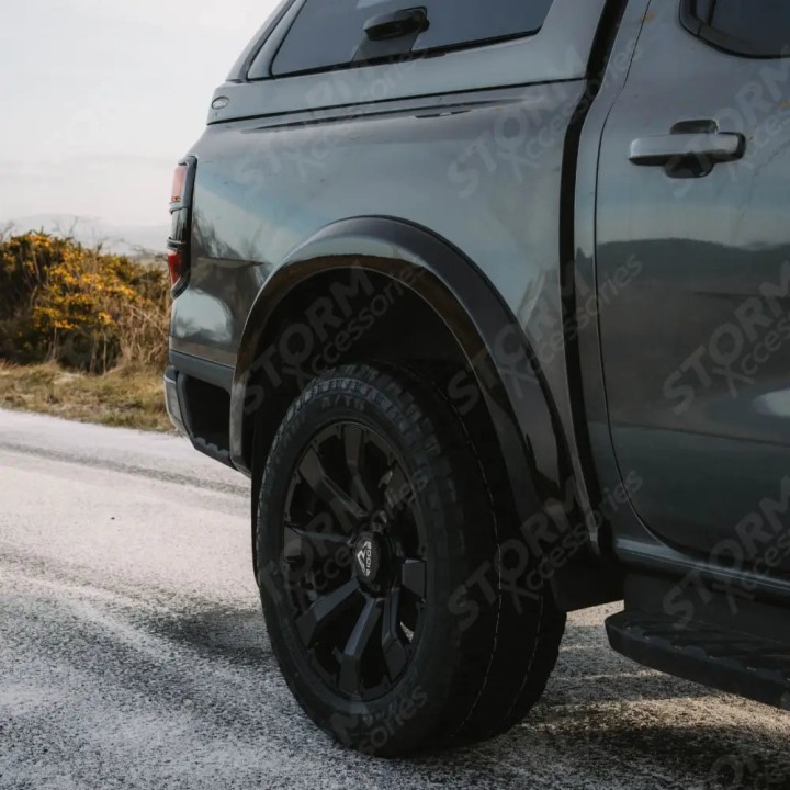Extensii Aripi, EGR Smooth Finish 6 buc, Culoare Negru Lucios, Ford Ranger Cabină Dublă 2023 - Prezent - EDK.ro