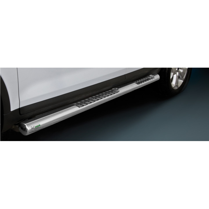 Praguri Laterale, Steeler 4x4 Side Bars cu Treaptă Checker Plate, Culoare Argintiu, Ford Kuga 2008 - 2012 - EDK.ro