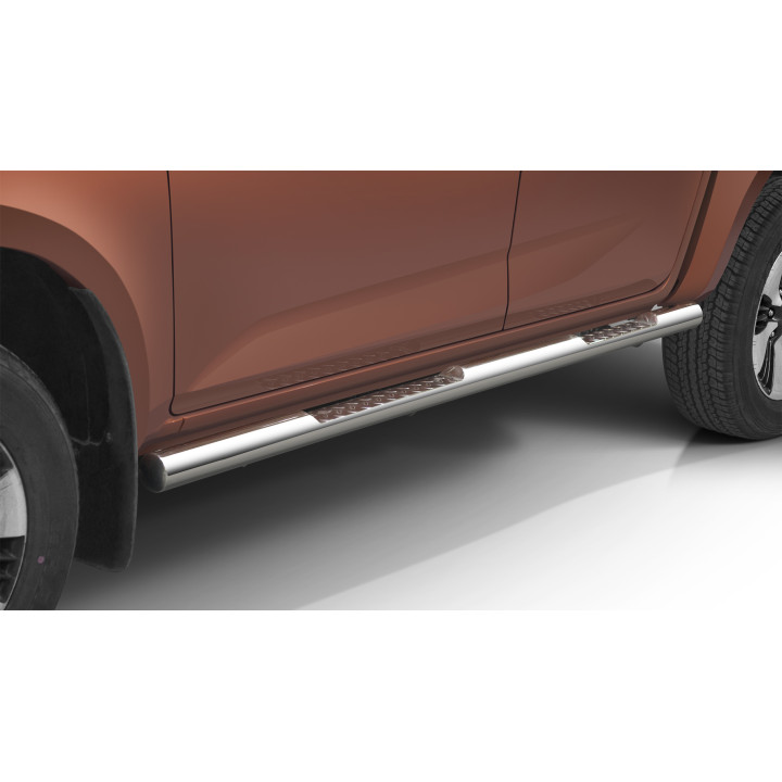Praguri Laterale, Steeler 4x4 Side Bars cu Treaptă Checker Plate, Culoare Argintiu, Isuzu D-Max 2020 - Prezent - EDK.ro