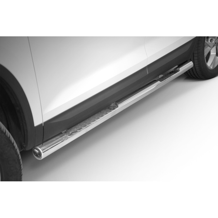 Praguri Laterale, Steeler 4x4 Side Bars cu Treaptă Checker Plate, Culoare Argintiu, Škoda Kodiaq 2016 - 2021 - EDK.ro