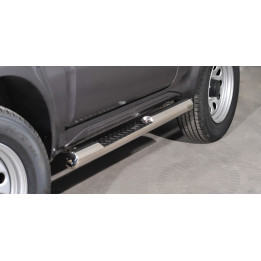 Praguri Laterale, Steeler 4x4 Side Bars cu Treaptă Checker Plate, Culoare Argintiu, Suzuki Jimny 2012 - 2018 - EDK.ro