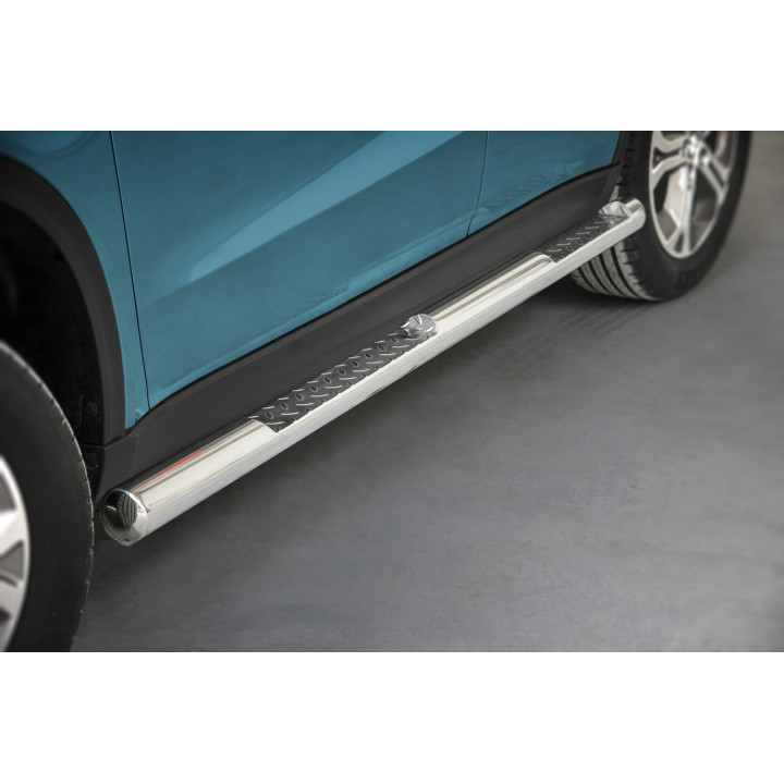 Praguri Laterale, Steeler 4x4 Side Bars cu Treaptă Checker Plate, Culoare Argintiu, Suzuki Vitara 2015 - Prezent - EDK.ro