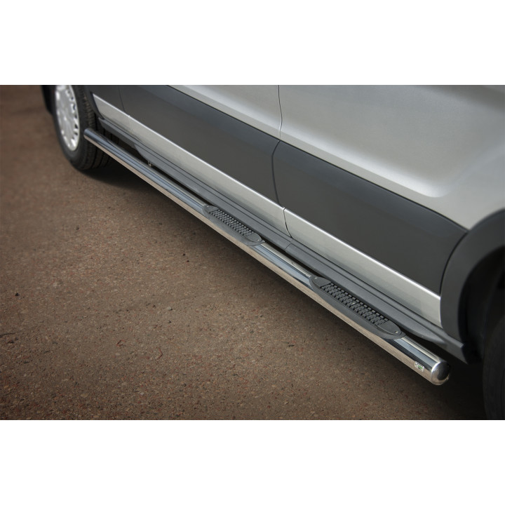 Praguri Laterale, Steeler 4x4 Side Bars cu Treaptă de Plastic, Culoare Argintiu, Ford Transit 2014 - 2019 - EDK.ro