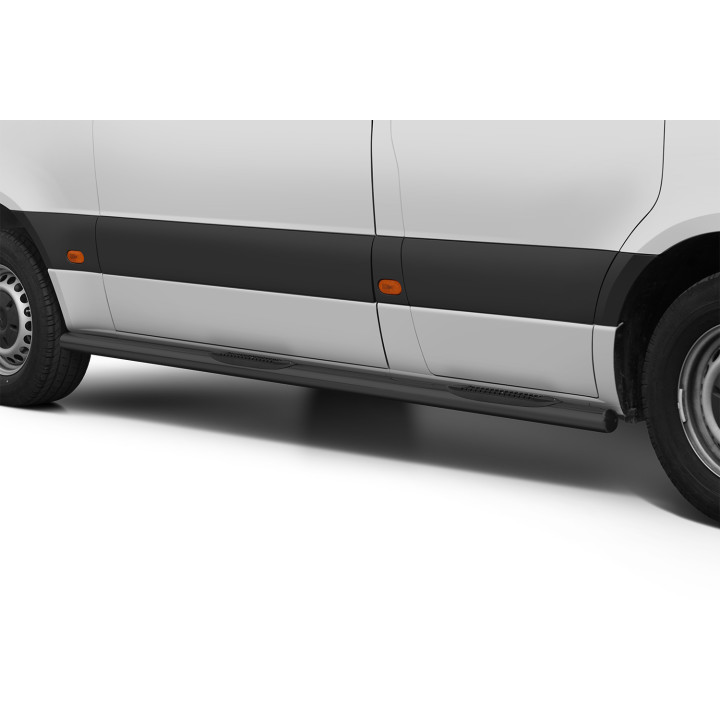 Praguri Laterale, Steeler 4x4 Side Bars cu Treaptă de Plastic, Culoare Argintiu, Mercedes-Benz Sprinter 2018 - Prezent - EDK.ro