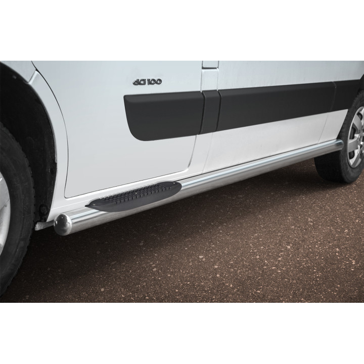 Praguri Laterale, Steeler 4x4 Side Bars cu Treaptă de Plastic, Culoare Argintiu, Renault Master 2010 - 2019 - EDK.ro