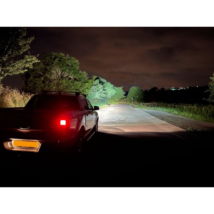 EC Approved LED Projector Integration Kit for Grille, Lazer Lamps with 2x Triple-R 750 Beacon, 1x Grille Mount Brackets and 1x W