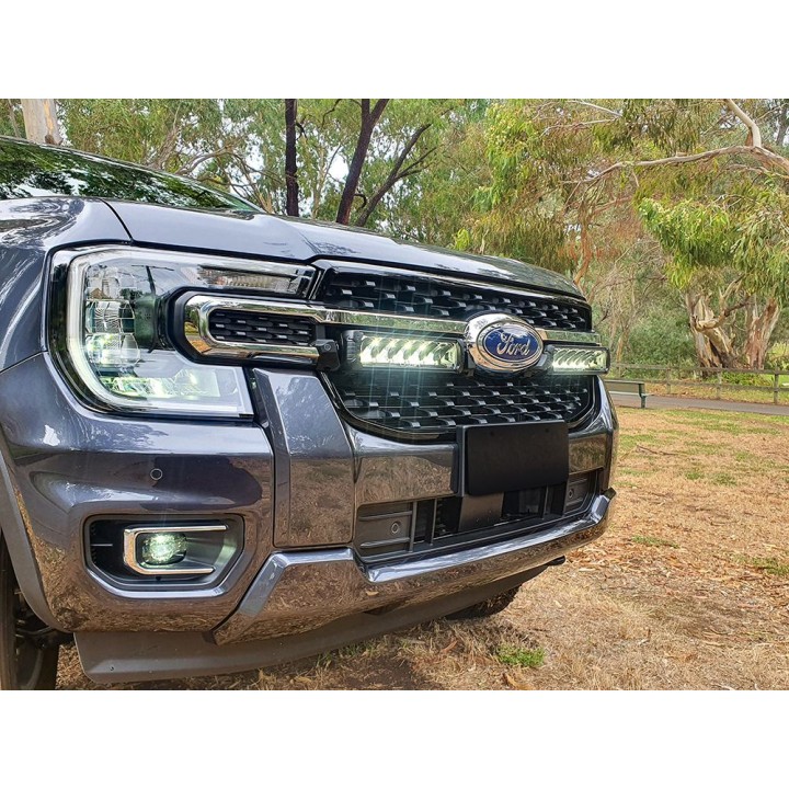 Kit de Integrare Proiectoare LED Omologate Pentru Grilă, Lazer Lamps cu 2x Triple-R 850 Elite, 1x Grille Mount Brackets și 1x Wi