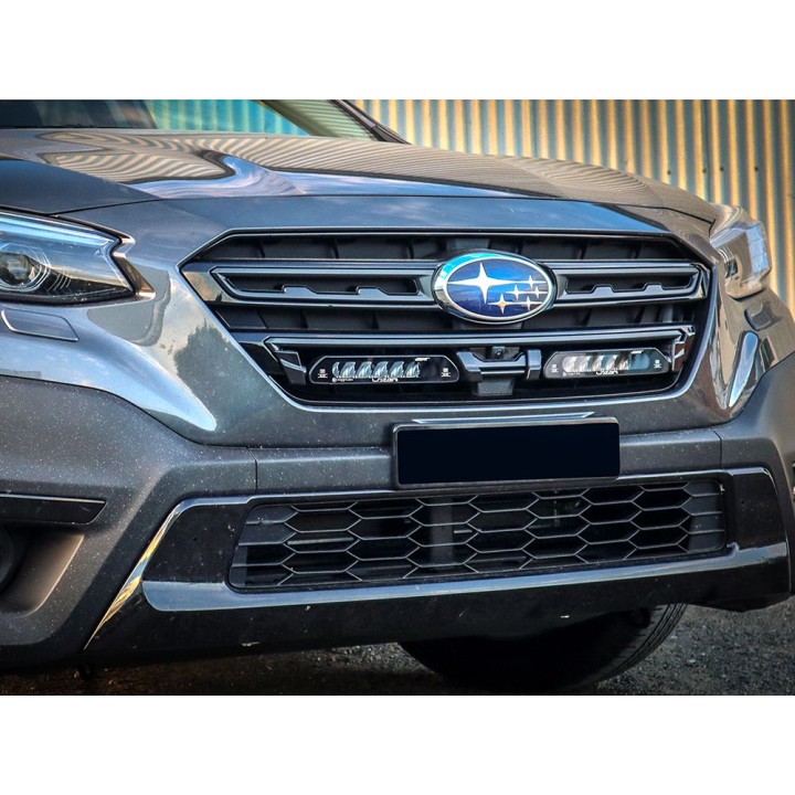 Kit de Integrare Proiectoare LED Omologate Pentru Grilă, Lazer Lamps cu 2x Linear-6 Std, 1x Grille Mount Brackets și 1x Wiring K