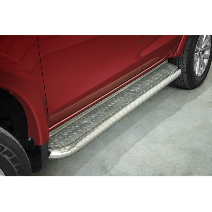 Praguri Laterale, Steeler 4x4 Side Bars cu Treaptă Checker Plate, Culoare Argintiu, Fiat Fullback 2015 - Prezent - EDK.ro