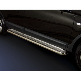 Praguri Laterale, Steeler 4x4 Side Bars cu Treaptă Checker Plate, Culoare Argintiu, Nissan Qashqai 2007 - 2010 - EDK.ro