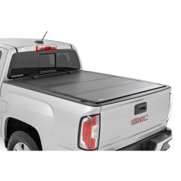 Închidere de Benă Tip Capac, Rough Country Tri-Fold, Chevrolet Colorado / GMC Canyon Lungime Benă 5.0 Feet 2013 - Prezent - EDK.ro