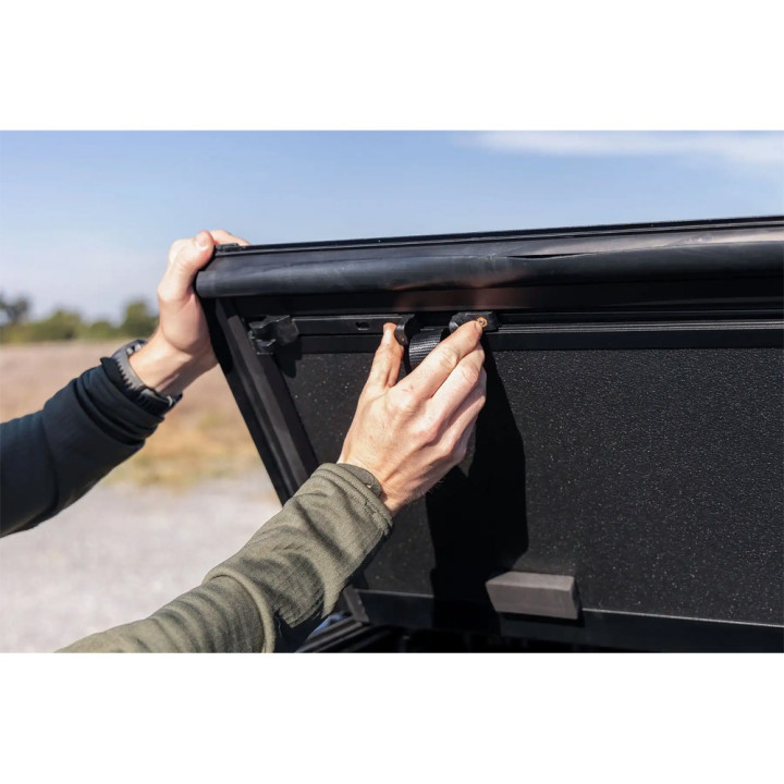 Lid Tonneau Bed Cover, Rough Country Tri-Fold, Chevrolet Colorado / GMC Canyon Bed Length 6.0 Feet 2013 - Present - EDK.ro