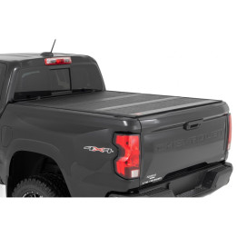 Închidere de Benă Tip Capac, Rough Country Tri-Fold, Chevrolet Colorado / GMC Canyon Lungime Benă 5.0 Feet 2014 - 2092 - EDK.ro