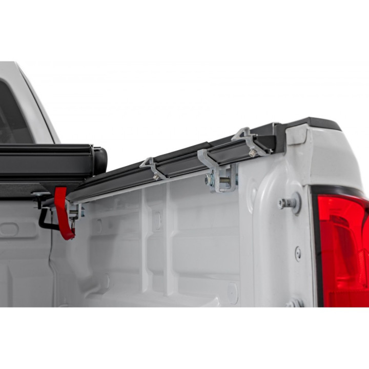 Închidere de Benă Tip Capac, Rough Country Tri-Fold, Chevrolet Colorado / GMC Canyon Lungime Benă 6.0 Feet 2014 - 2105 - EDK.ro