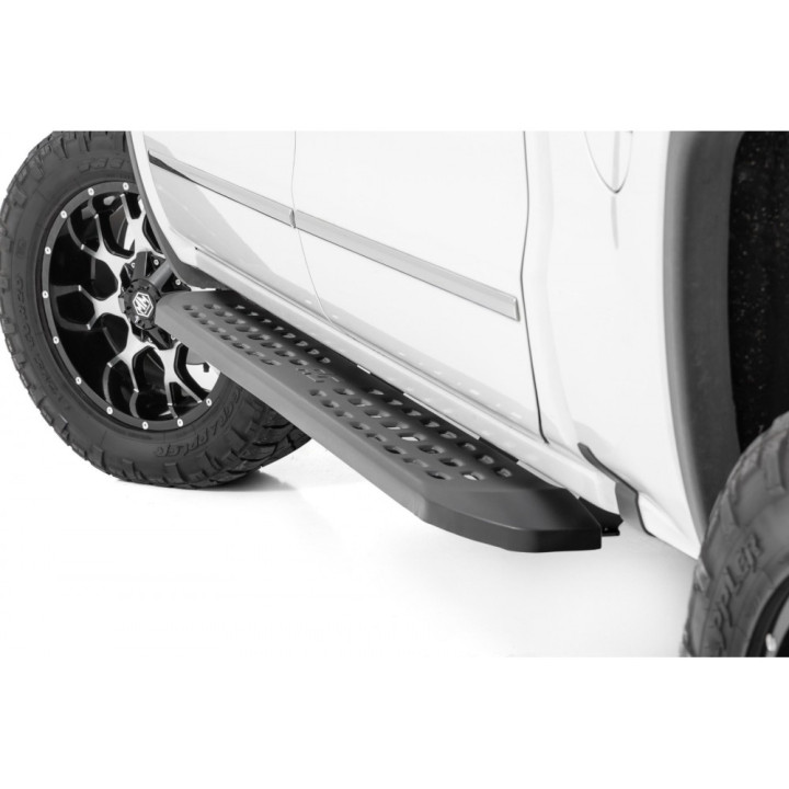 Side Steps, Rough Country RPT2, Chevrolet Silverado 1500 / Silverado 2500 / Silverado 3500 / GMC Sierra 1500 / Sierra 2500 / Sie