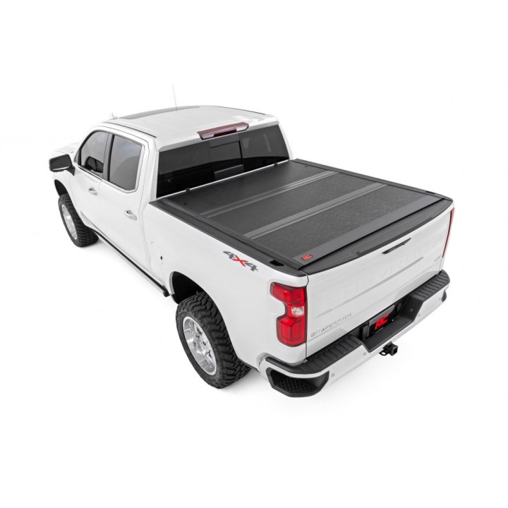 Închidere de Benă Tip Capac, Rough Country Tri-Fold, Chevrolet Colorado / GMC Canyon Lungime Benă 5.9 Feet 2014 - 2104 - EDK.ro