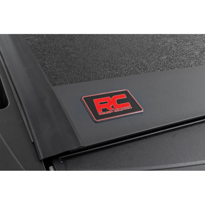 Lid Tonneau Bed Cover, Rough Country Tri-Fold, Chevrolet Silverado 1500 / 2500 / 3500 / GMC Sierra 1500 / 2500 / 3500 Bed Length 5.8 Feet 2014 - Present - EDK.ro