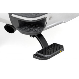 Treaptă de Acces Pentru Benă, Rough Country Retractable Step, Chevrolet Silverado 1500 / GMC Sierra 1500 2014 - 2019 - EDK.ro