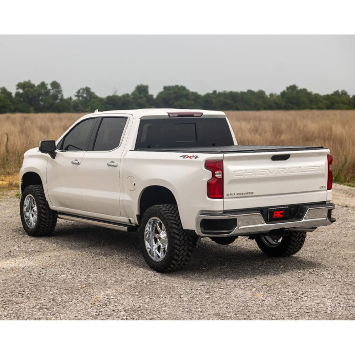 Lid Tonneau Bed Cover, Rough Country Tri-Fold, Chevrolet Colorado / GMC Canyon Bed Length 5.8 Feet 2014 - 2103 - EDK.ro