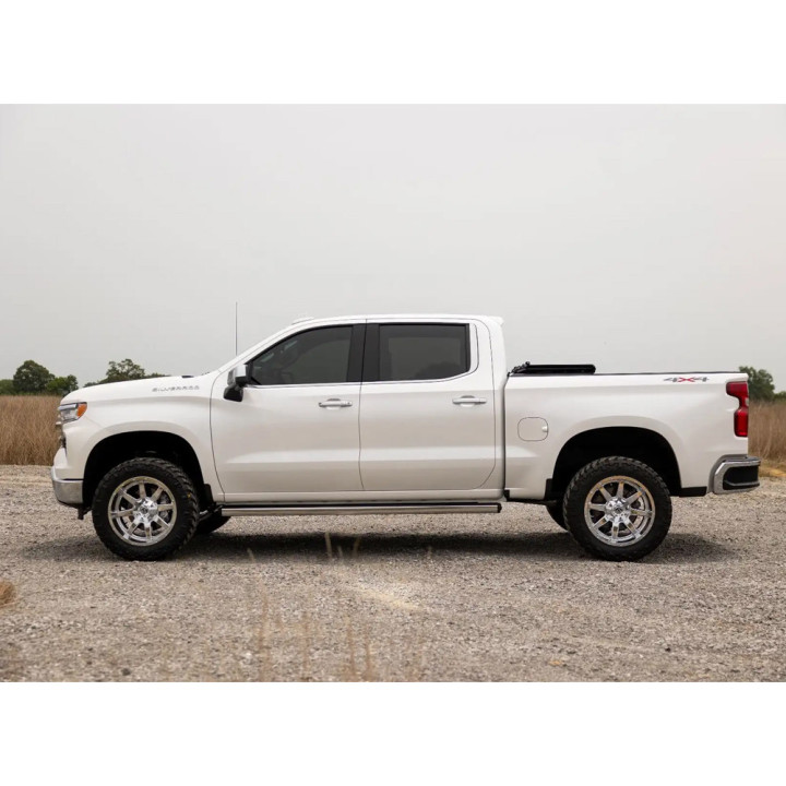 Închidere de Benă Tip Capac, Rough Country Tri-Fold, Chevrolet Silverado 1500 / GMC Sierra 1500 Lungime Benă 5.8 Feet 2014 - Prezent - EDK.ro