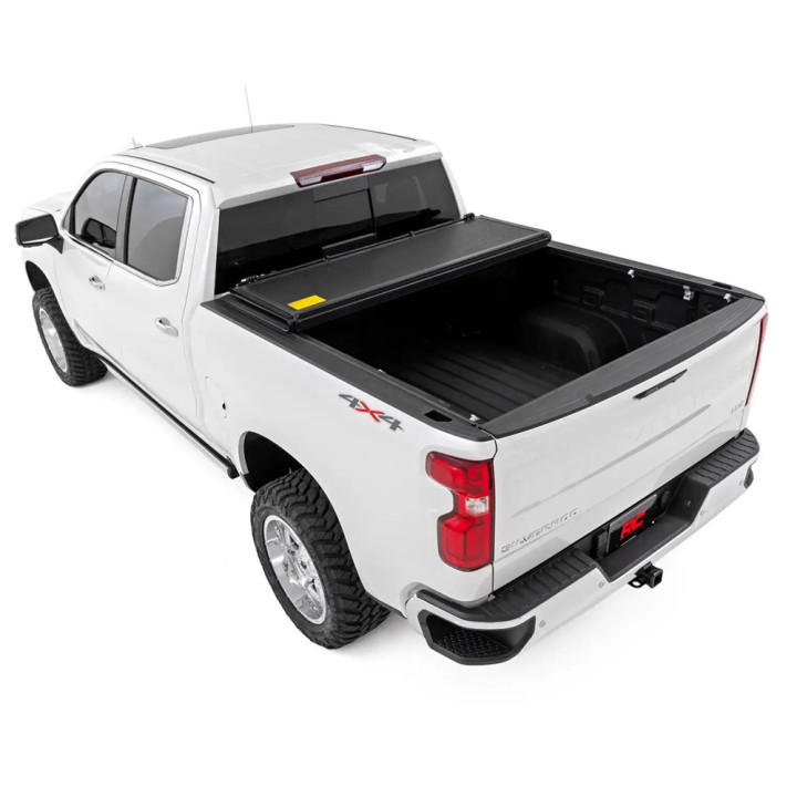 Lid Tonneau Bed Cover, Rough Country Tri-Fold, Chevrolet Silverado 1500 / GMC Sierra 1500 Bed Length 6.7 Feet 2019 - Present - E