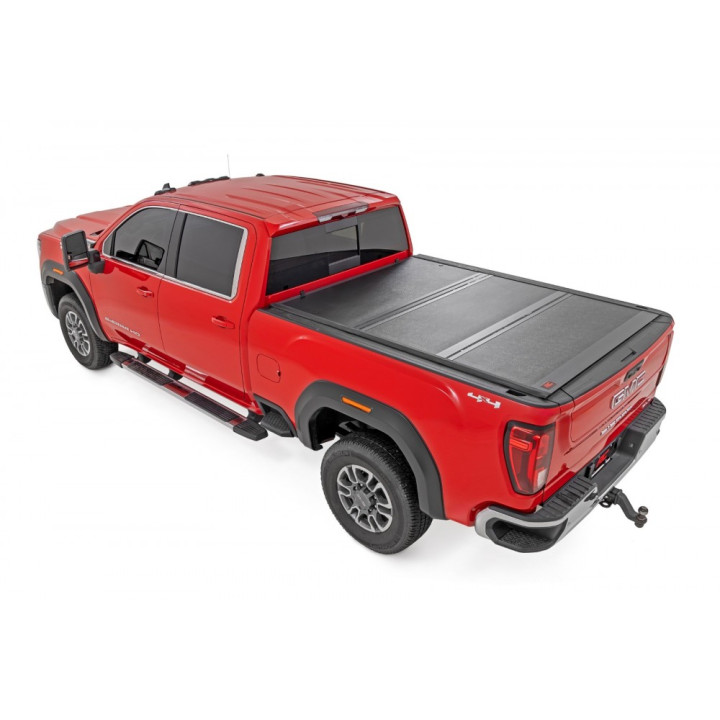 Închidere de Benă Tip Capac, Rough Country Tri-Fold, Chevrolet Silverado 2500 / 3500 / GMC Sierra 2500 / 3500 Lungime Benă 6.9 Feet 2019 - Prezent - EDK.ro