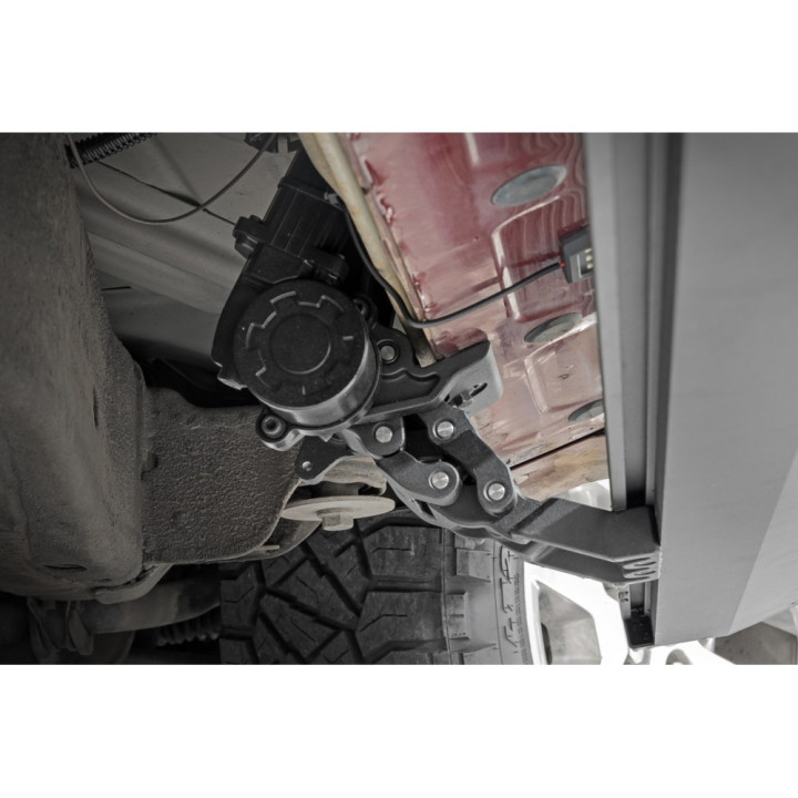 Praguri Laterale Electrice, Rough Country Power Boards, Chevrolet Tahoe / GMC Yukon 2015 - 2020 - EDK.ro
