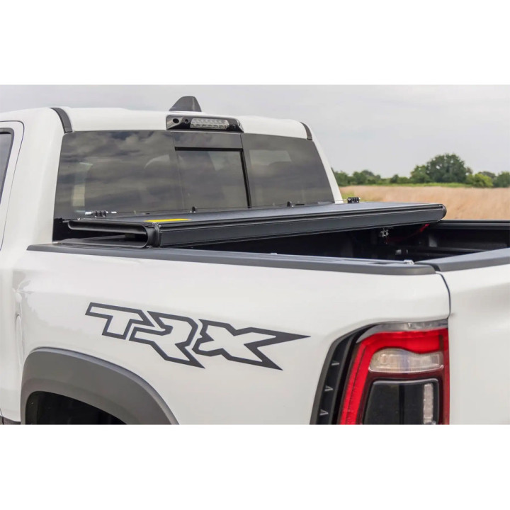 Lid Tonneau Bed Cover, Rough Country Tri-Fold, Dodge RAM 1500 / RAM 2500 Bed Length 6.4 Feet 2019 - Present - EDK.ro