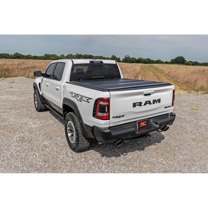 Lid Tonneau Bed Cover, Rough Country Tri-Fold, Dodge RAM 1500 / RAM 2500 Bed Length 6.4 Feet 2019 - Present - EDK.ro