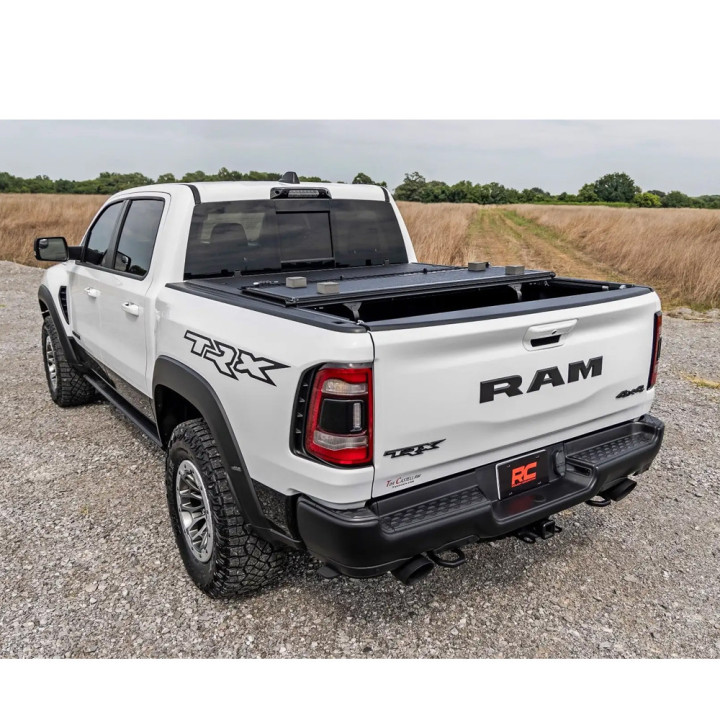 Lid Tonneau Bed Cover, Rough Country Tri-Fold, Dodge RAM 1500 / 2500 Bed Length 6.4 Feet 2019 - Present - EDK.ro