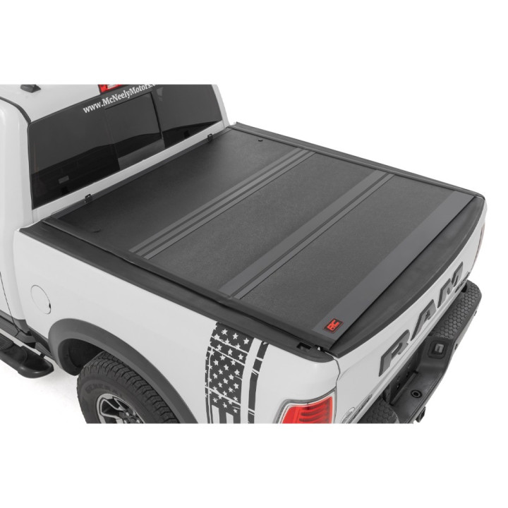 Închidere de Benă Tip Capac, Rough Country Tri-Fold, Chevrolet Colorado / GMC Canyon Lungime Benă 5.7 Feet 2014 - 2096 - EDK.ro