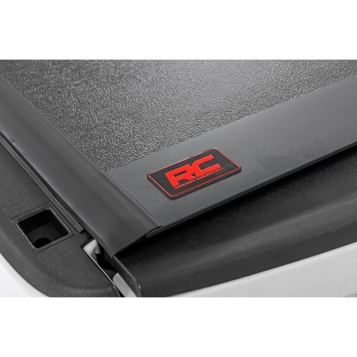 Lid Tonneau Bed Cover, Rough Country Tri-Fold, Dodge RAM 1500 Bed Length 5.7 Feet 2009 - Present - EDK.ro