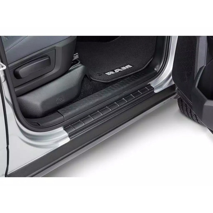 Front and Rear Sill/side Panels, Bushwacker Rocker, Dodge RAM 1500 2009 - Present - EDK.ro