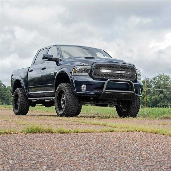 Grilă Tip Plasă cu Bară LED cu Două Rânduri de 30 Inch Black Series, Rough Country, Dodge RAM 1500 2009 - Prezent - EDK.ro
