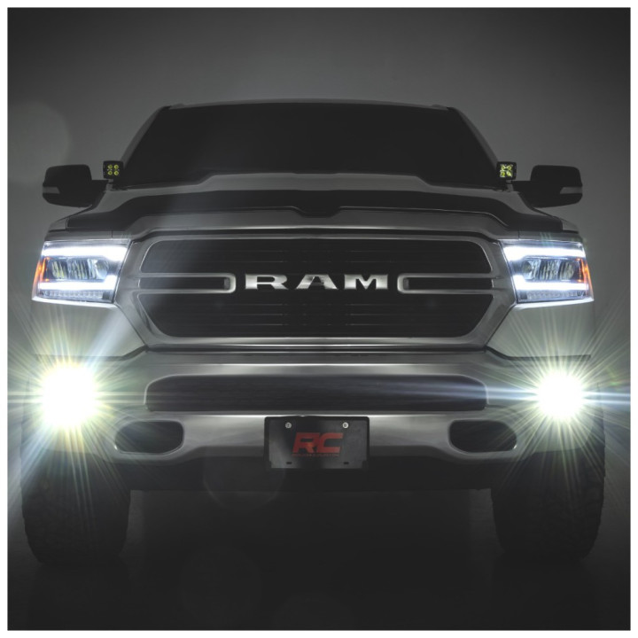Kit de Integrare Proiectoare LED Omologate Pentru Luminile de Ceață, Rough Country LED Fog Light Kit 3 5" Round Black Series Amb