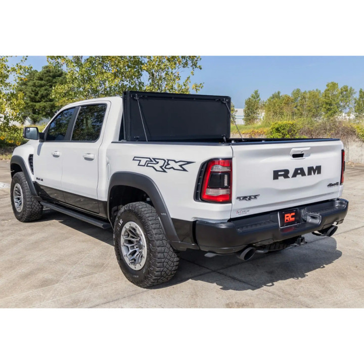 Lid Tonneau Bed Cover, Rough Country Tri-Fold, Dodge RAM 1500 Bed Length 5.7 Feet 2019 - Present - EDK.ro