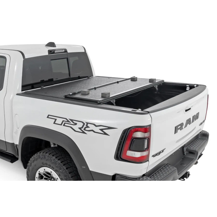 Lid Tonneau Bed Cover, Rough Country Tri-Fold, Chevrolet Colorado / GMC Canyon Bed Length 5.7 Feet 2014 - 2097 - EDK.ro