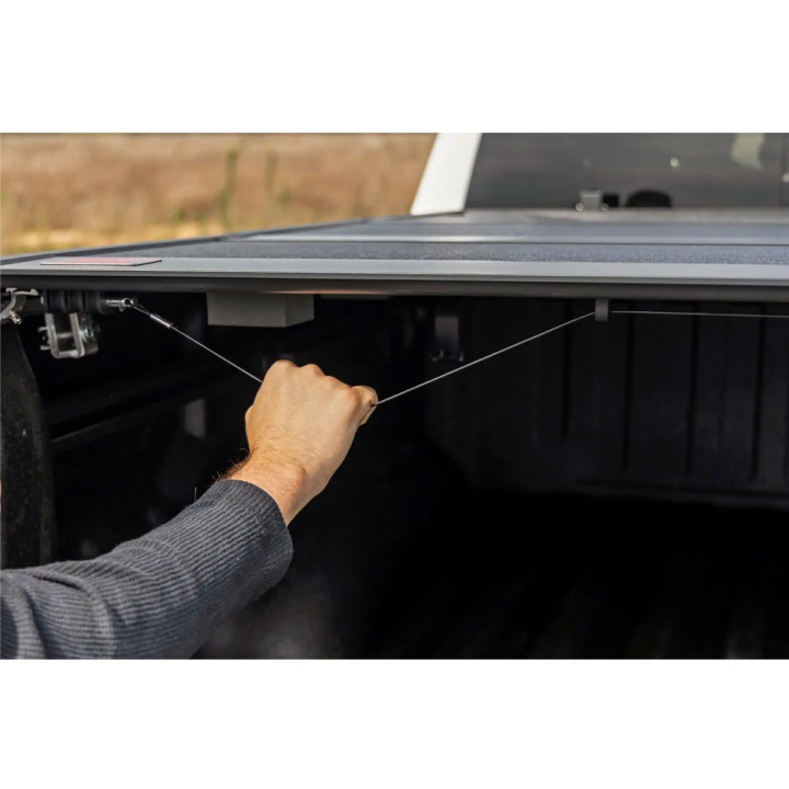 Închidere de Benă Tip Capac, Rough Country Tri-Fold, Chevrolet Colorado / GMC Canyon Lungime Benă 5.7 Feet 2014 - 2097 - EDK.ro