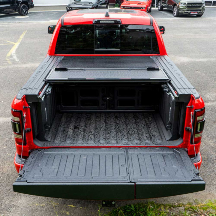 Lid Tonneau Bed Cover, OFD Tri-Fold, Dodge RAM 1500 2019 - Present - EDK.ro