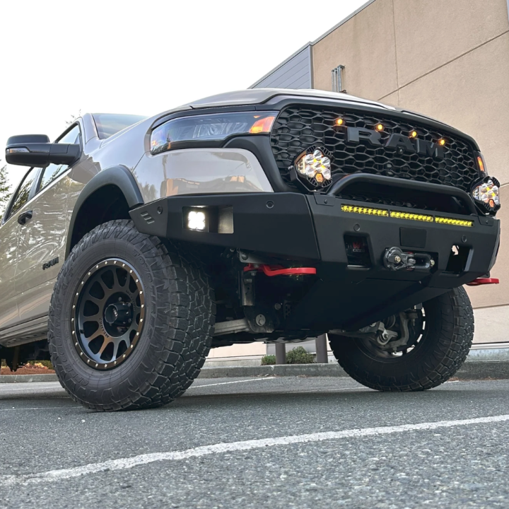 Placă de Protecție Inferioară din Oțel pentru Bara de Protecție, Vice Design MOD V2, Dodge RAM 1500 2025 - Prezent - EDK.ro