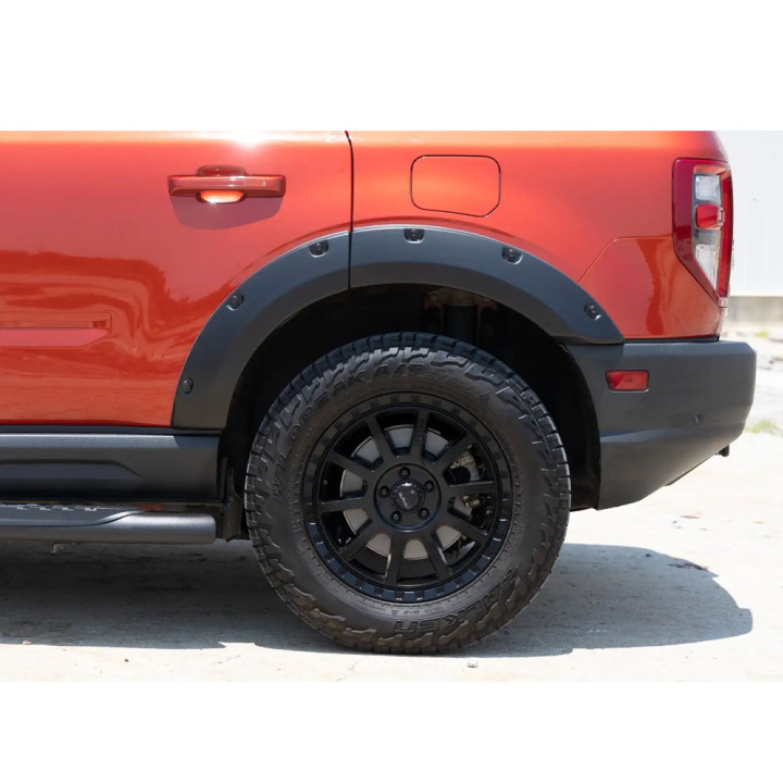Extensii Aripi Față și Spate, Rough Country Pocket chrome rivets, Ford Bronco 2021 - Prezent - EDK.ro