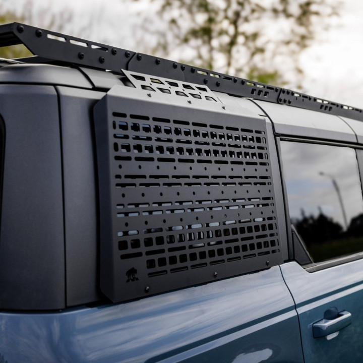 Panou MOLLE Extern Drept, Bison Gear, Ford Bronco 2021 - Prezent - EDK.ro