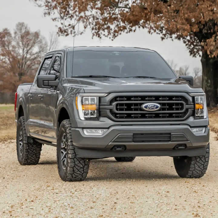 Praguri Laterale Electrice, Rough Country Power Boards, Ford F-150 / F-250 / F-350 Raptor 2015 - Prezent - EDK.ro
