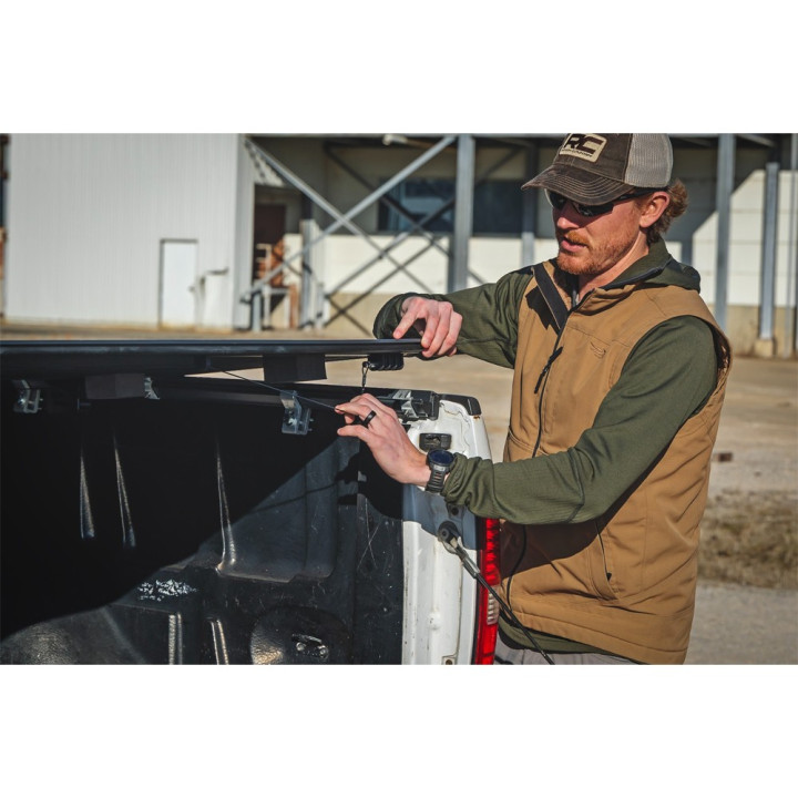 Lid Tonneau Bed Cover, Rough Country Tri-Fold, Ford F-150 Raptor Bed Length 6.7 Feet 2004 - 2014 - EDK.ro