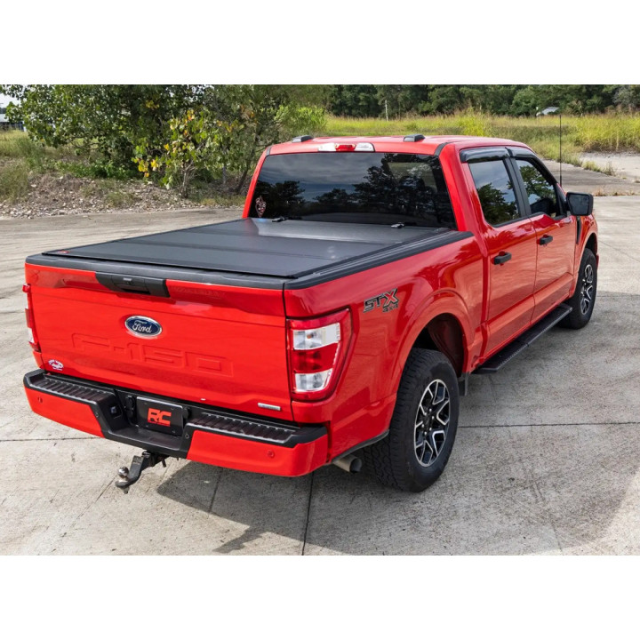 Lid Tonneau Bed Cover, Rough Country Tri-Fold, Ford F-150 Bed Length 5.7 Feet 2014 - Present - EDK.ro