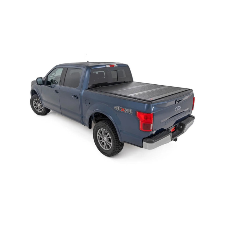 Închidere de Benă Tip Capac, Rough Country Tri-Fold, Ford F-150 Raptor Lungime Benă 5.7 Feet 2014 - Prezent - EDK.ro