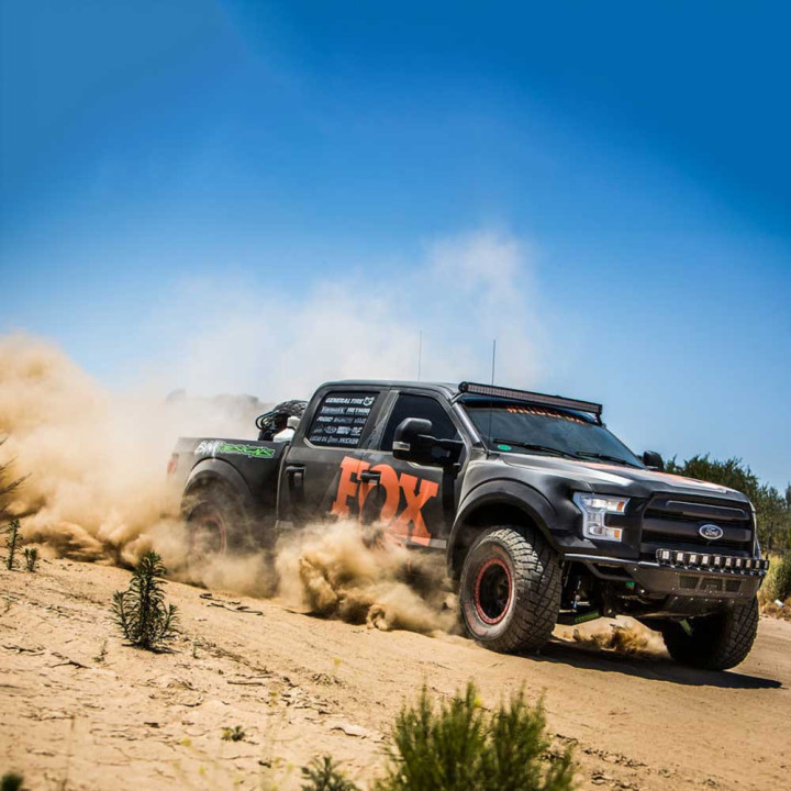 Amortizor Față Nitro, FOX Factory Performance 2.0 IFP Rezervor Lift 5.5-7 Inch, Ford F-250 / F-350 2017 - Prezent - EDK.ro