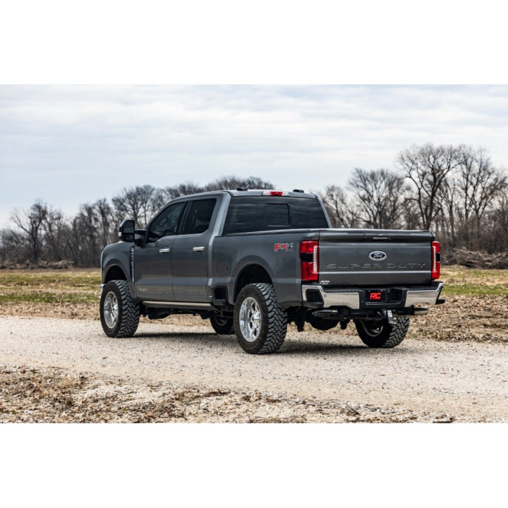 Kit de Nivelare, Rough Country Lift 2 Inch, Ford F-250 / F-350 2017 - Prezent - EDK.ro