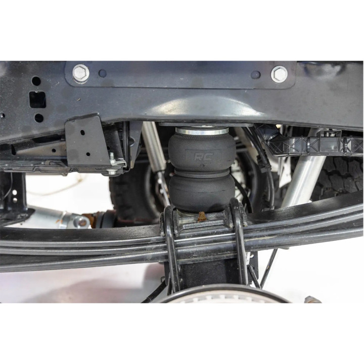 Rear Air Spring Kit, Rough Country Lift 3-6 Inch, Ford F-250 / F-350 2017 - Present - EDK.ro