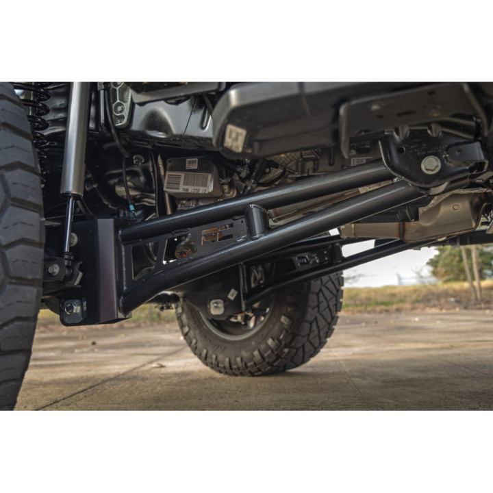 Kit de Ridicare, Rough Country Diesel Lift 4.5 Inch, Ford F-250 / F-350 2023 - Prezent - EDK.ro